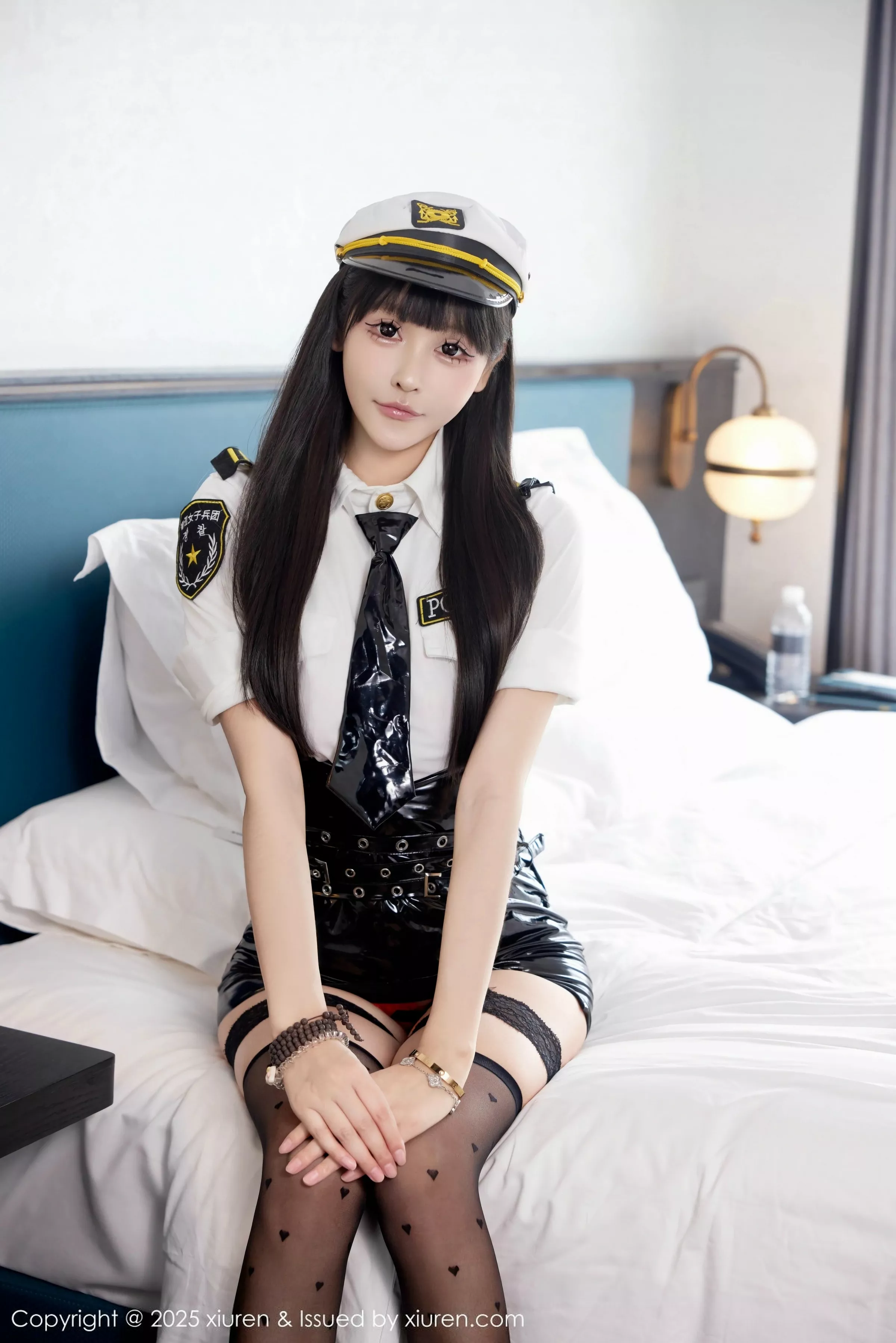 智恩baby性感警服制服露红色蕾丝内衣秀丰腴美臀绝美写真56P 7