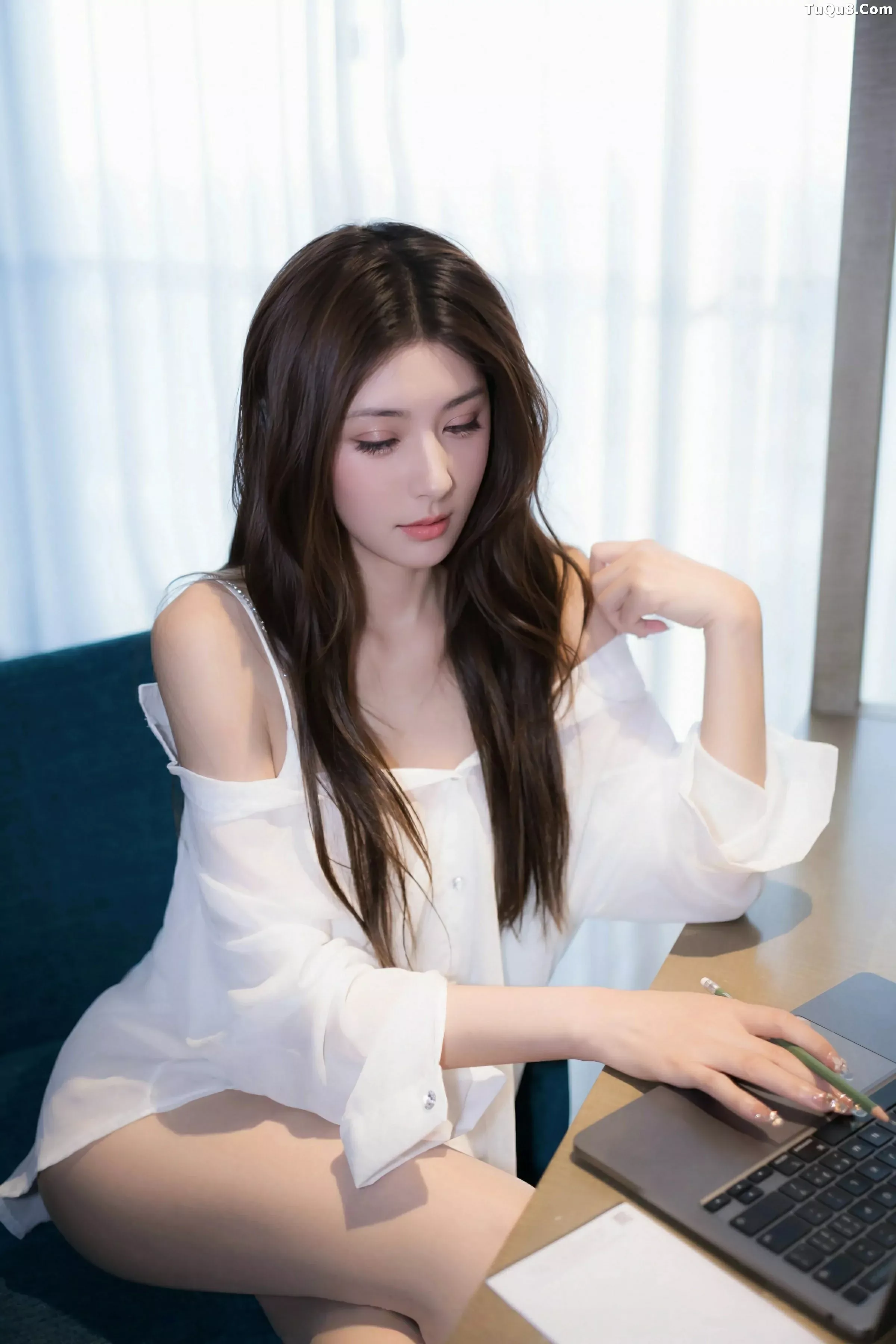 Yue Xi bathroom scene sexy white T-shirt paired with ultra-thin sheer wet body showing off attractive figure stunning photoshoot 85P 6