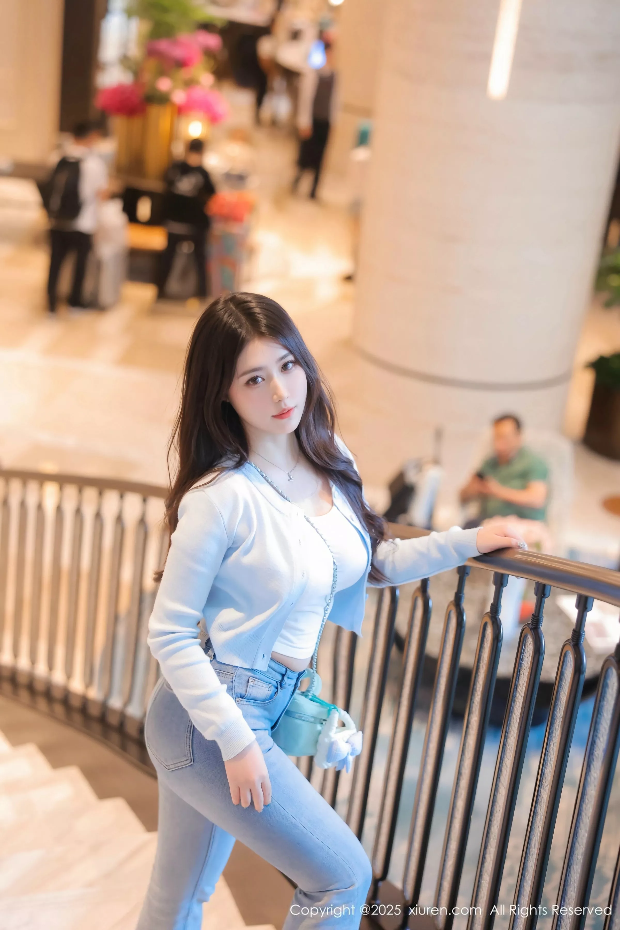Dandanbao sexy pink lingerie with jeans revealing super thin black stockings showcasing a voluptuous figure exquisite photo set 70P 4