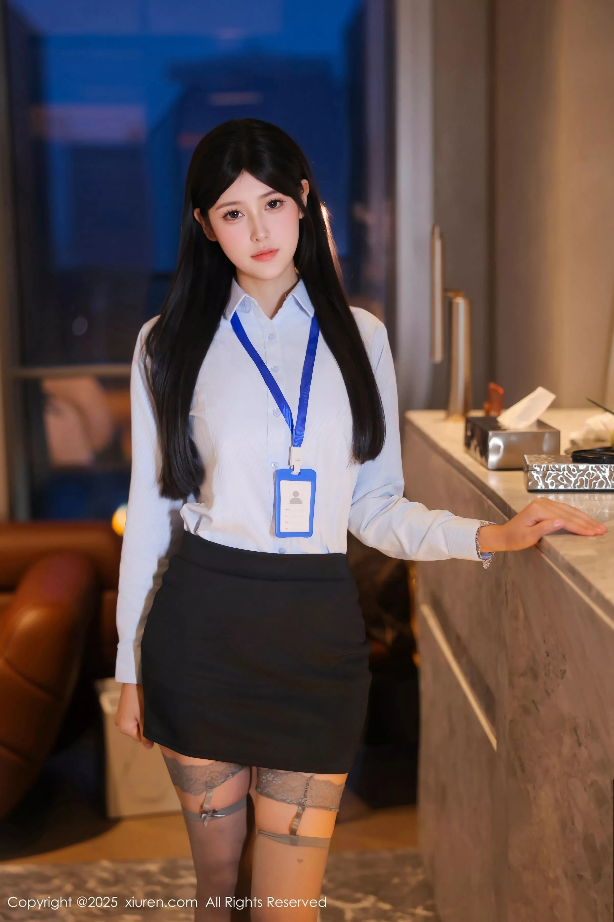 Yu An'an: Black Lingerie and Gray Stockings Photoshoot Showcasing Her Figure 69P