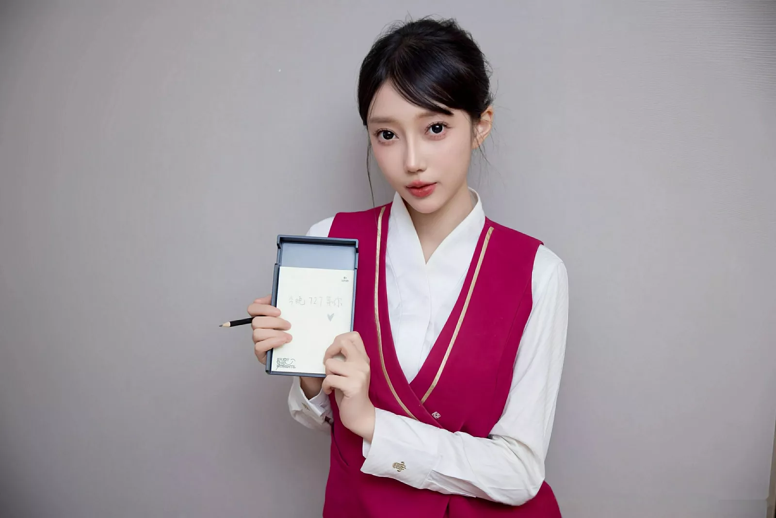 玥儿玥er性感空姐制服配超薄黑丝秀曼妙身姿迷人绝美写真68P 7