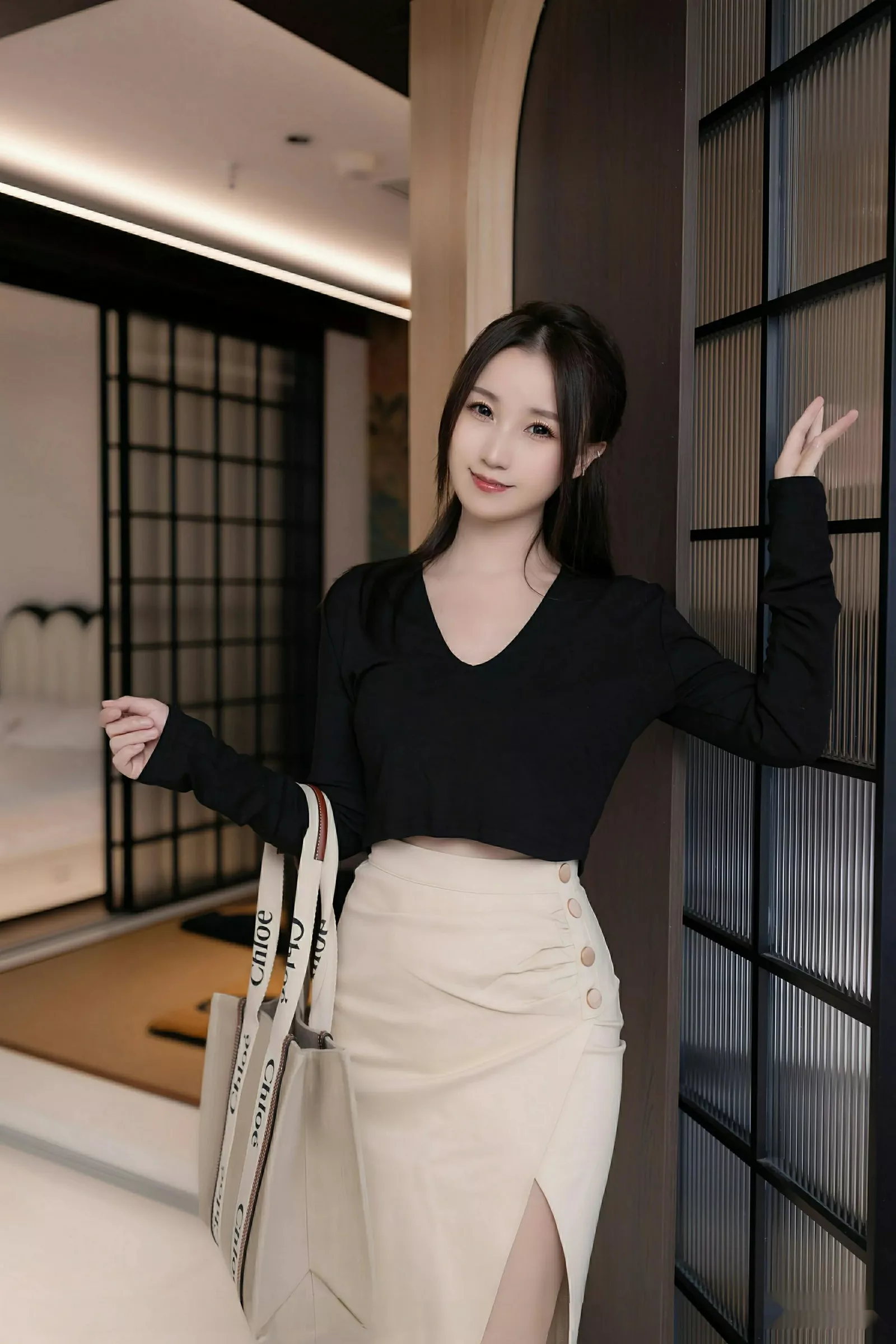 杏子Yada性感黑色OL服饰露白色蕾丝内衣秀曼妙身姿绝美写真81P 2