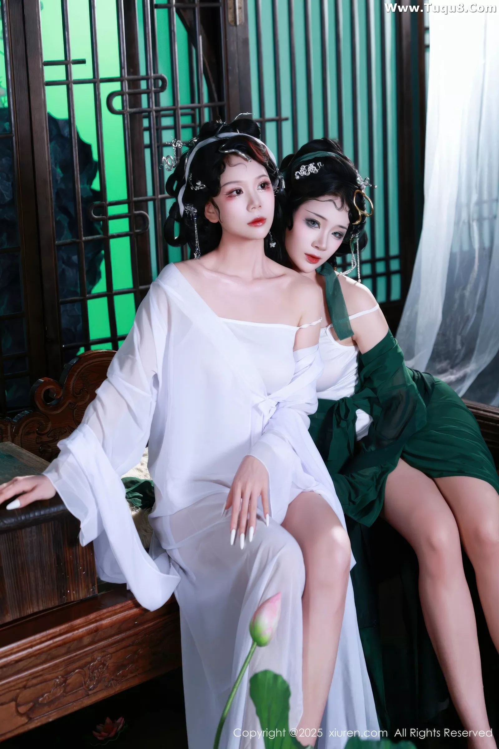 南乔古风场景青蛇装扮性感低胸服饰秀完美身材绝美写真88P 4